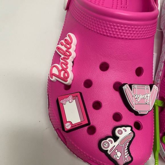 NWT Crocs Women's Limited Edition Barbie Classic Clog - Electric Pink sz 8 - Picture 5 of 8